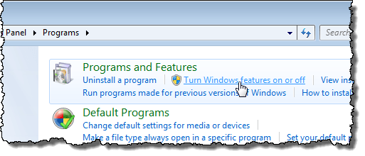 Clique em Ativar ou desativar recursos do Windows no Windows 7